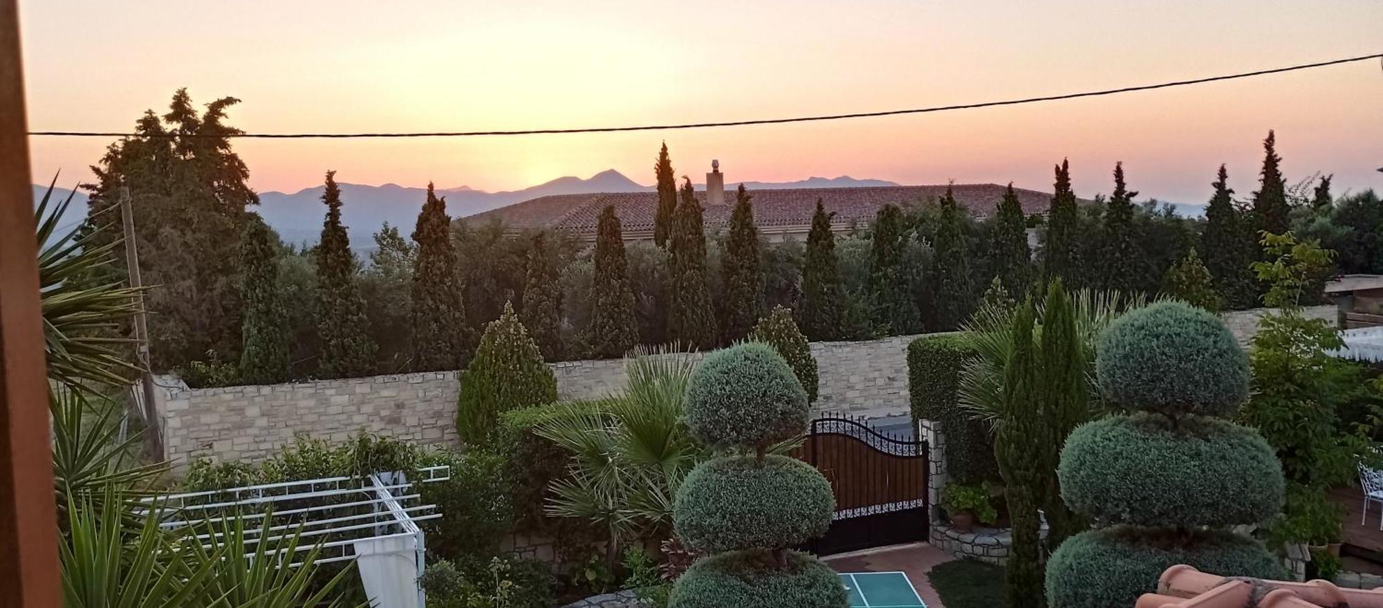 Villa Amelie-Private Pool Marathitis Bagian luar foto